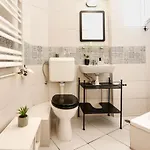 アパート Stylish & Spacious Near The Old Town - A Touch Of History, A Dash Of Modernity