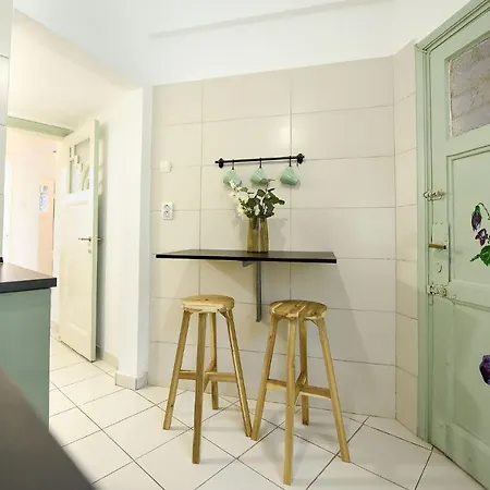 Stylish & Spacious Near The Old Town - A Touch Of History, A Dash Of Modernity Βουκουρέστι