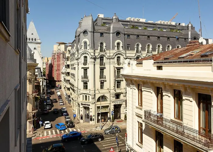 아파트 Stylish & Spacious Near The Old Town - A Touch Of History, A Dash Of Modernity *